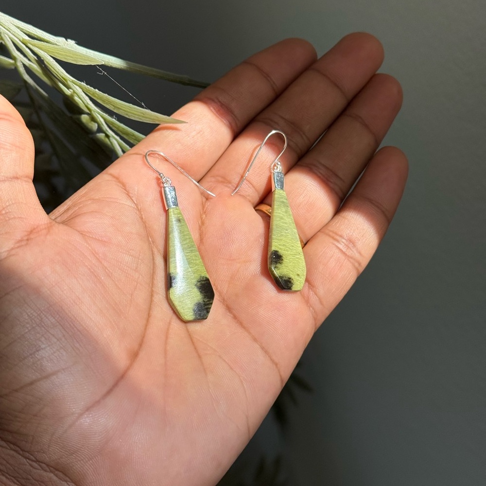 925 Sterling Silver Natural Serpentine Earring